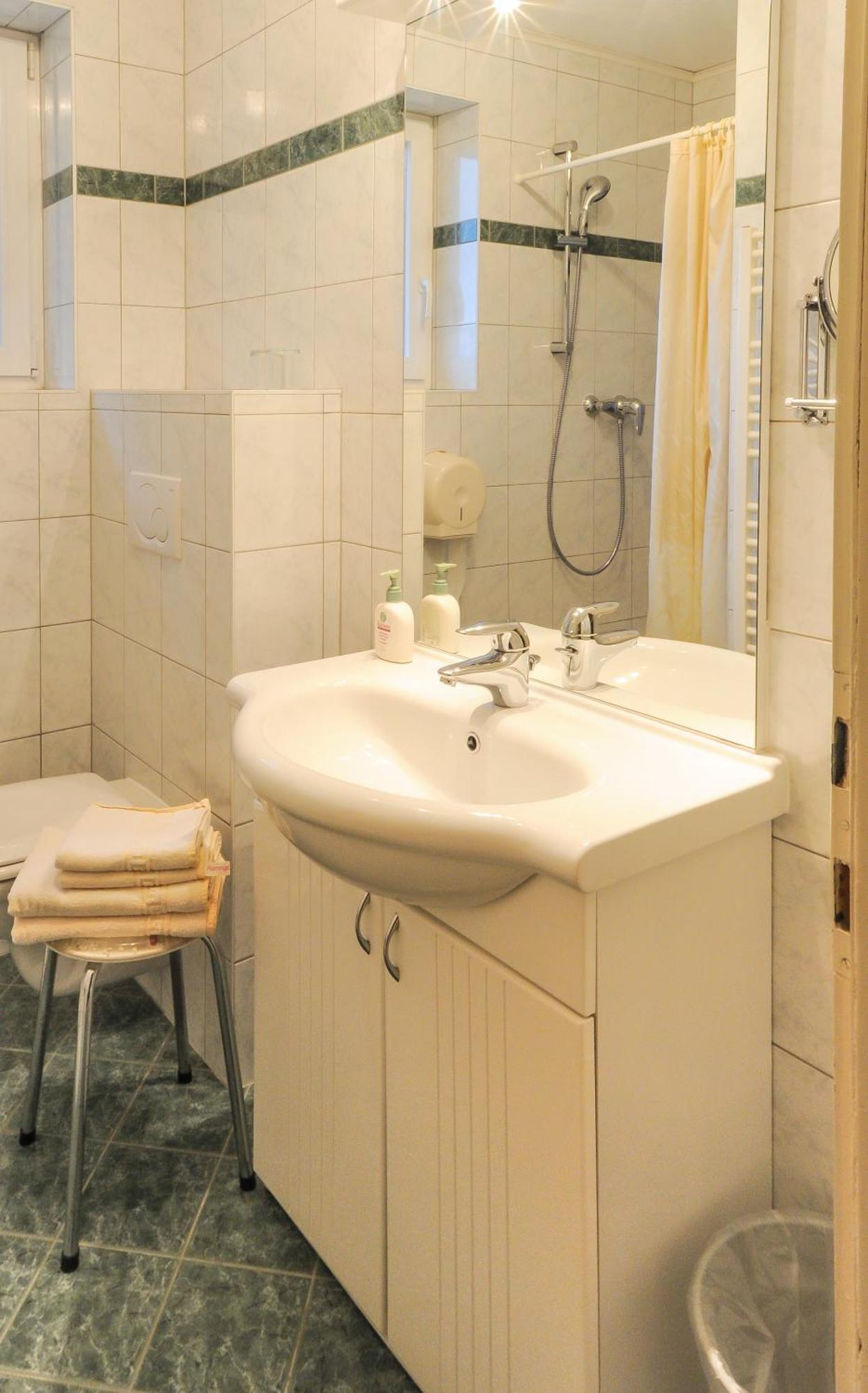 Waldpension Schiefling Am See Phòng bức ảnh
